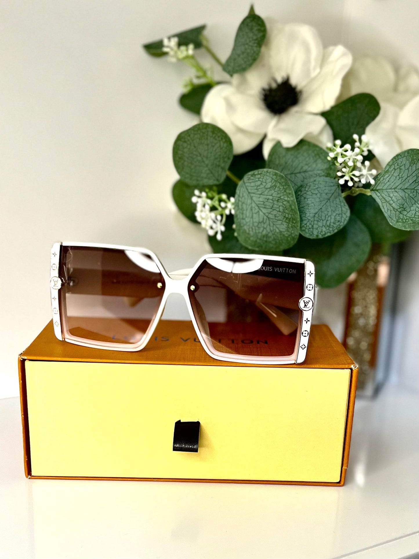 Luxury shades