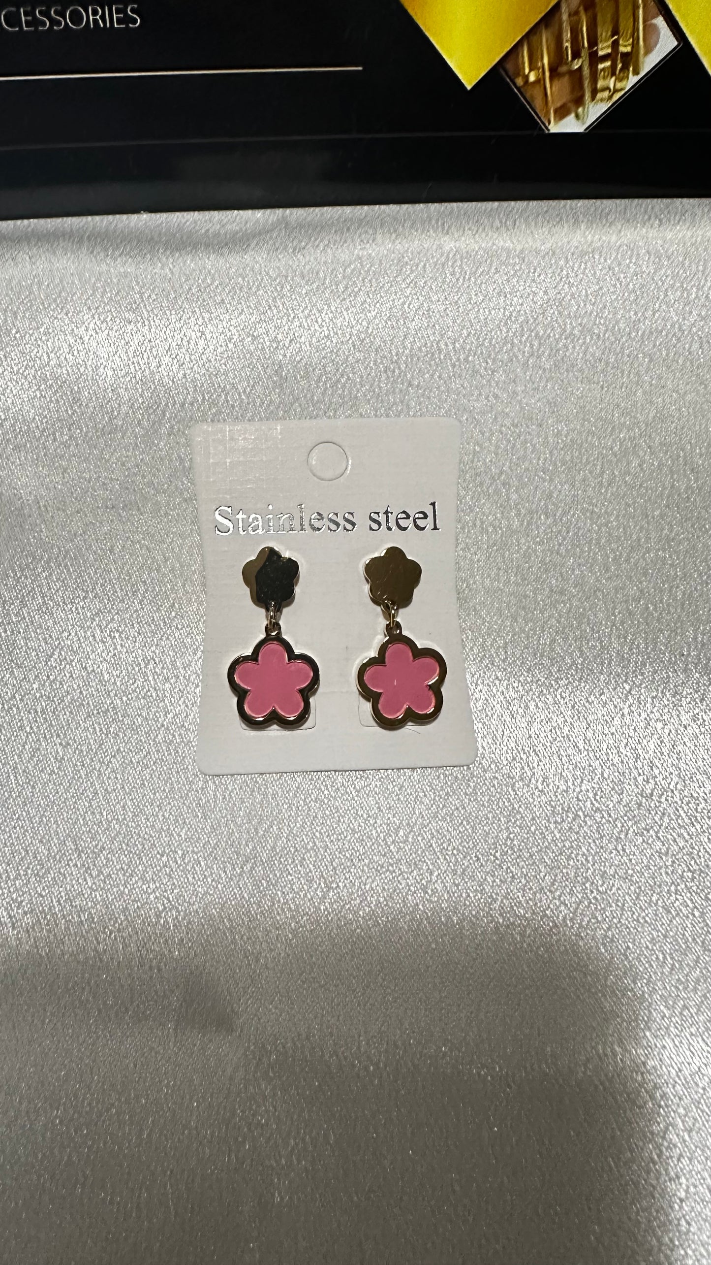 Flower Earrings 🌸🌸
