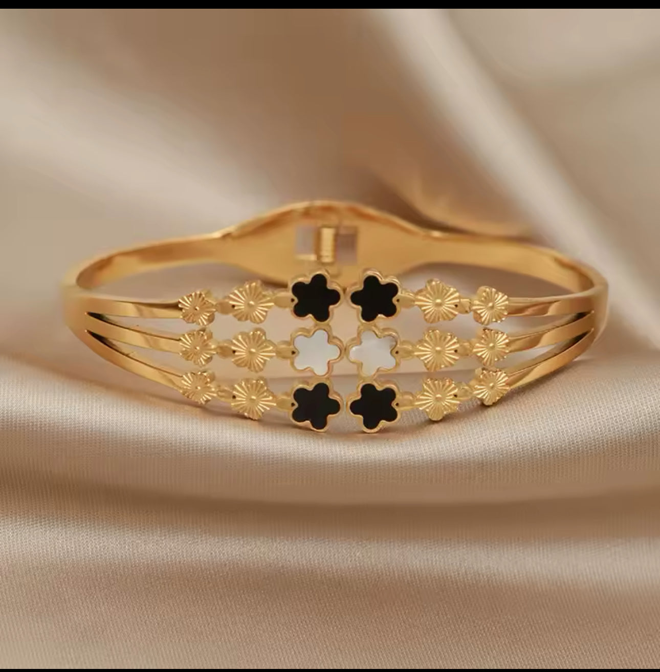 Flower Bracelet