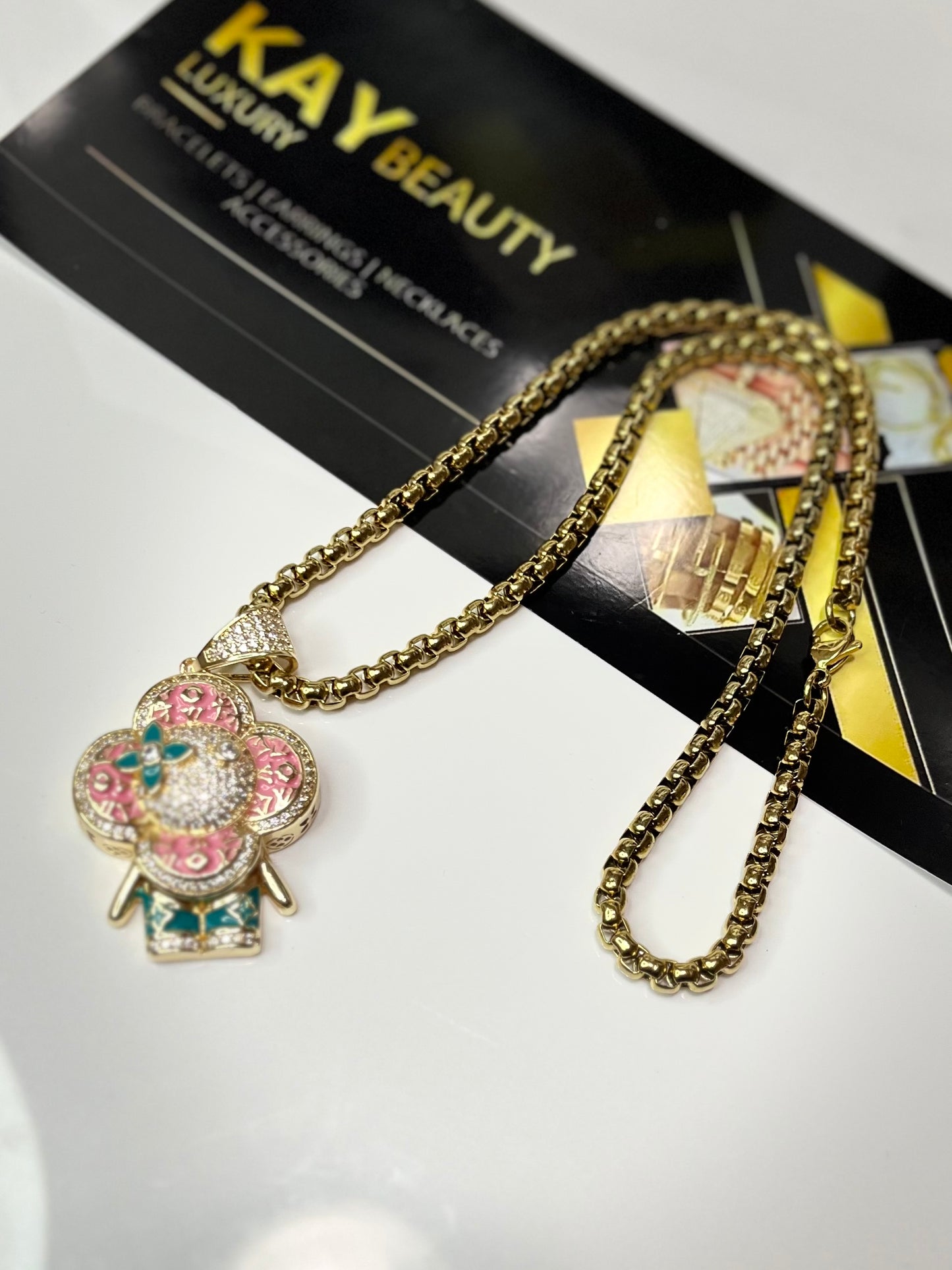 Pink Design Pendant Necklace