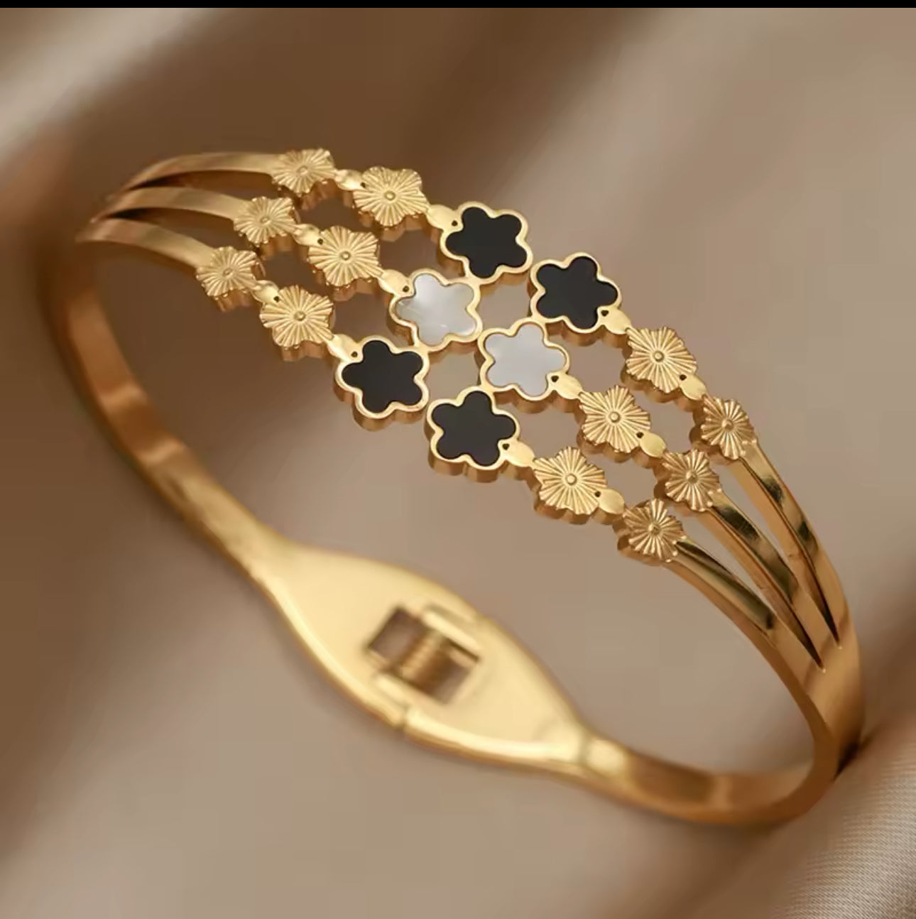 Flower Bracelet