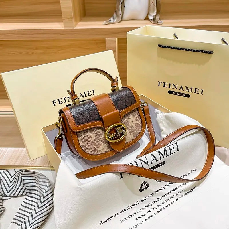 High-end carriage crossbody bag