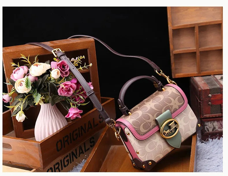 High-end carriage crossbody bag