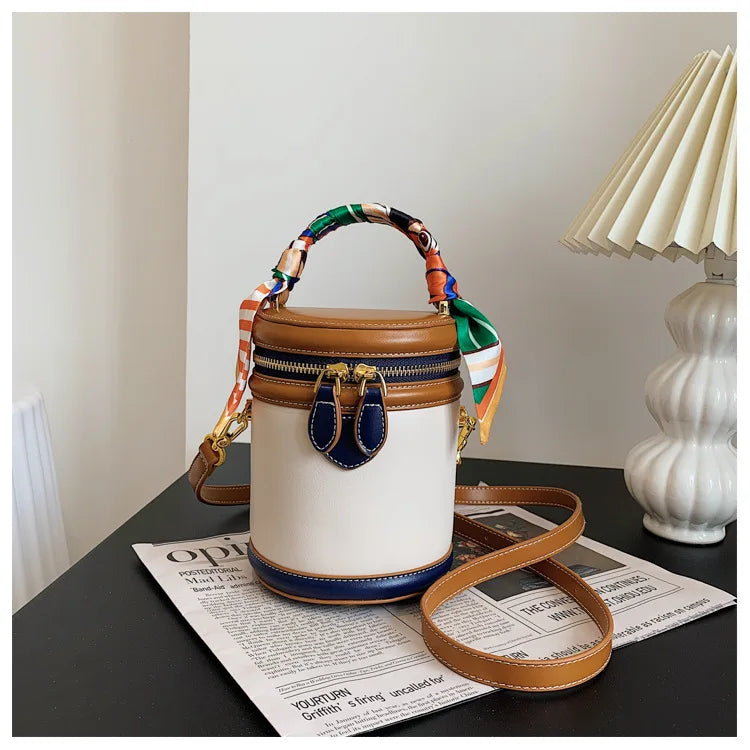 Bucket bag