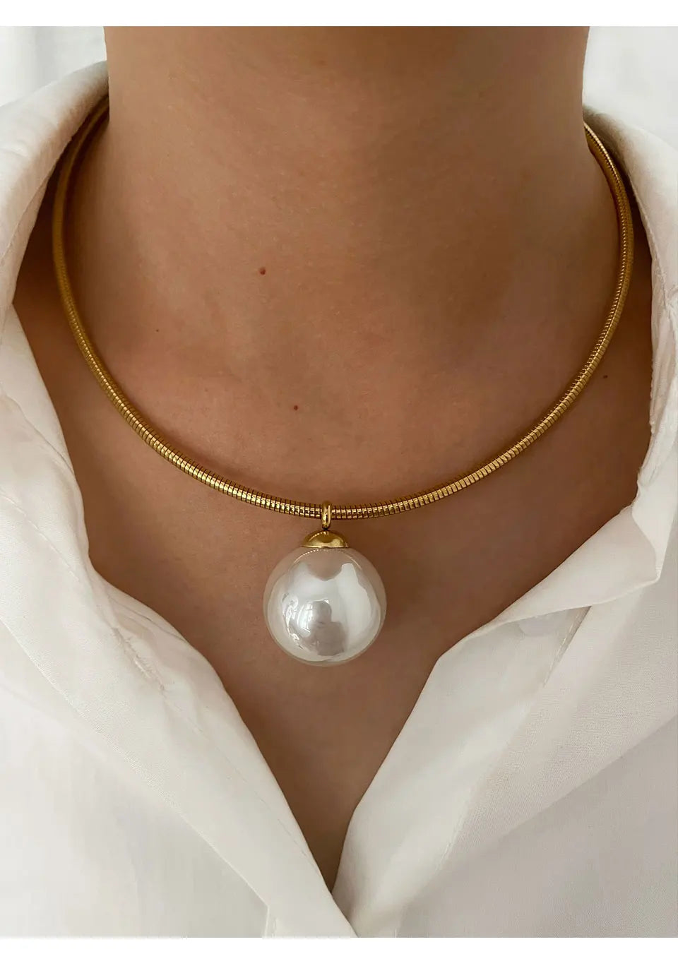Pearl Pendant Necklace
