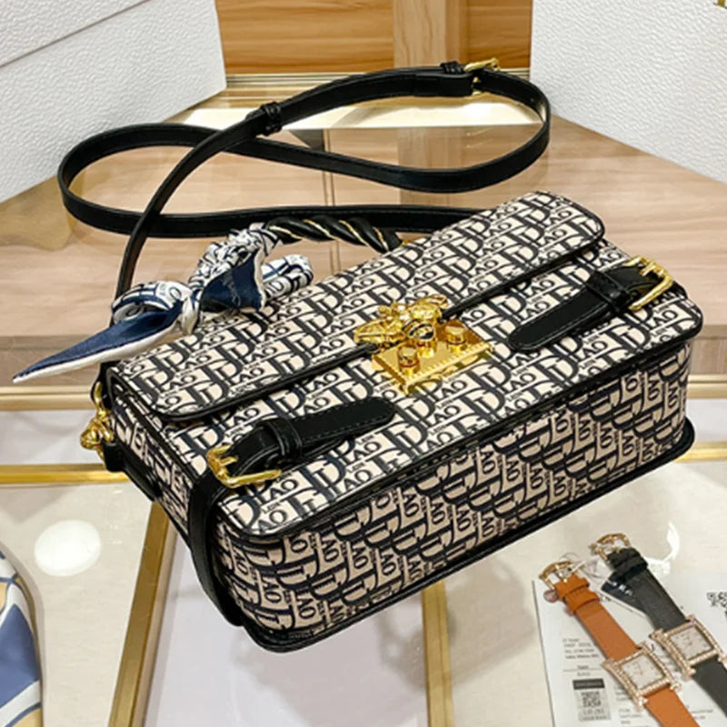 Ladies Niche Bee Bag