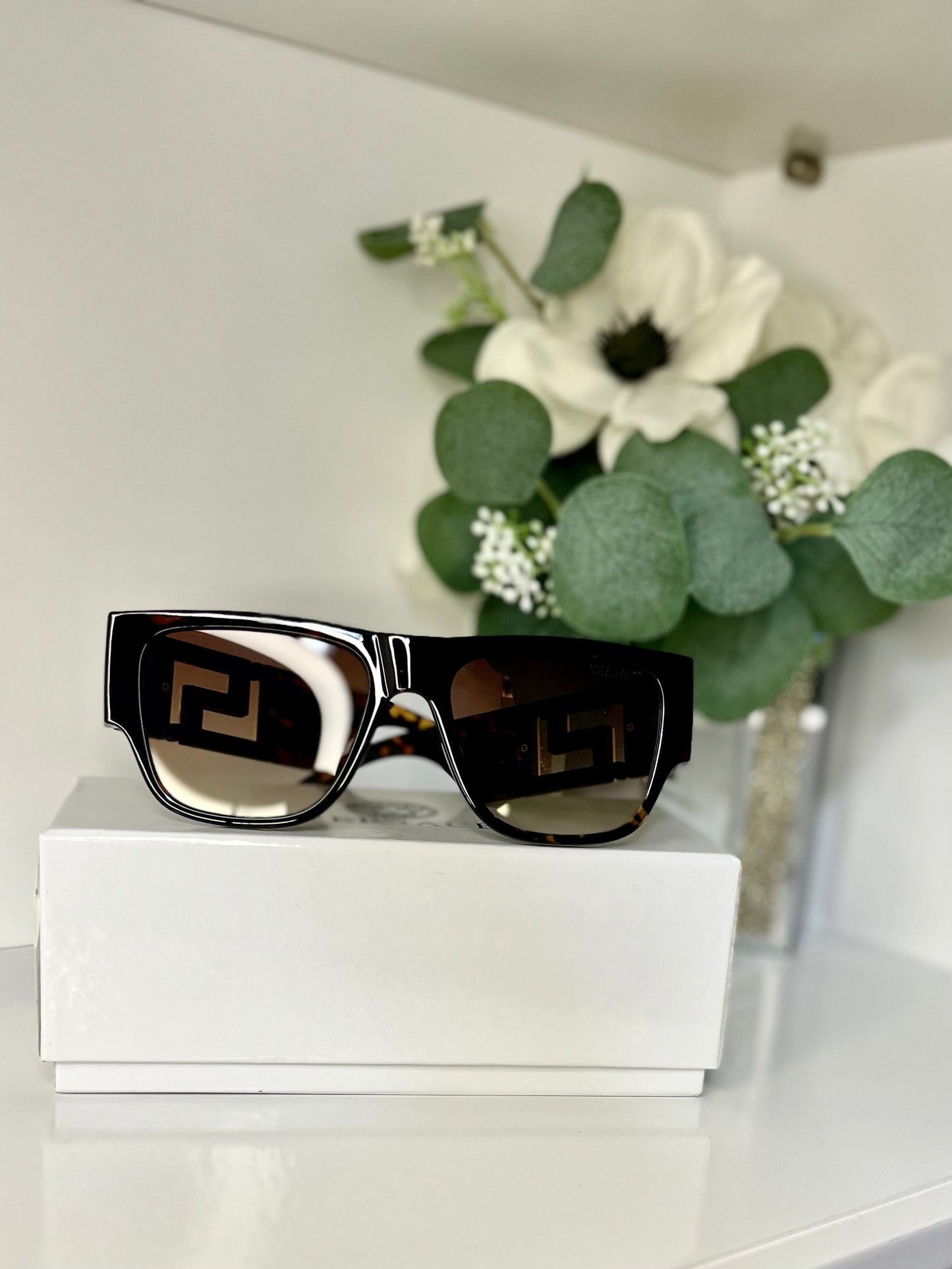 Luxury shades
